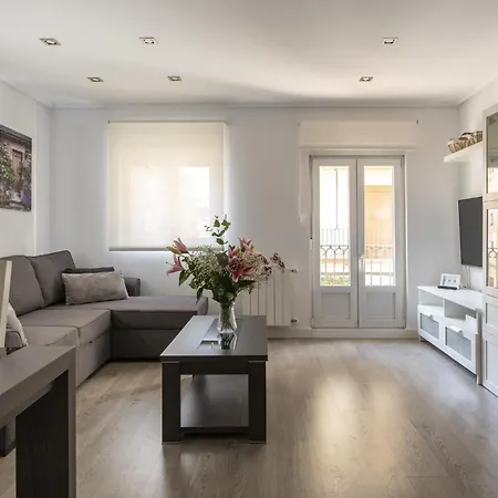 Apartamento Atalaya En El Centro Apartment *